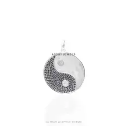 Black Spinel and Pearl Yin Yang Pendant in Silver