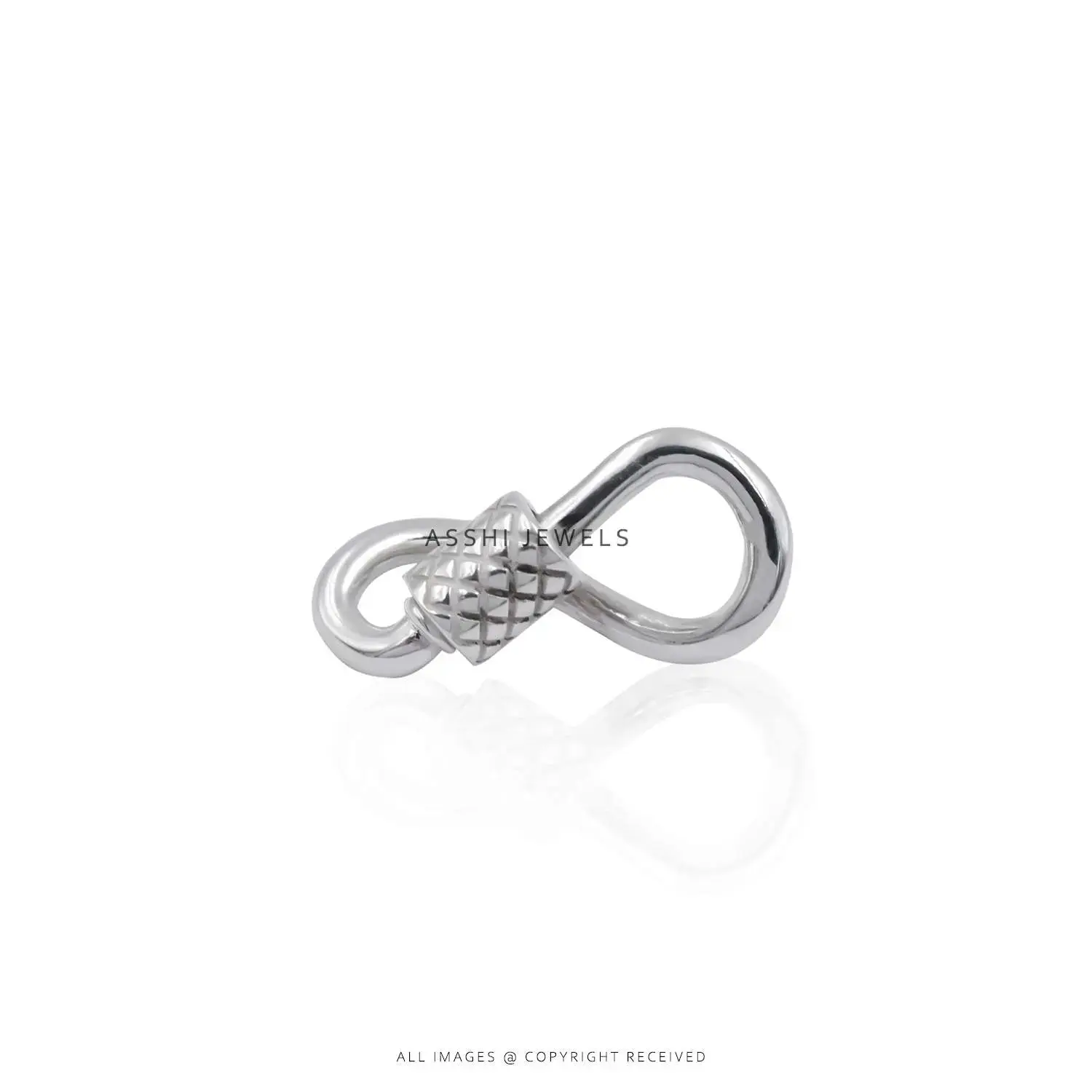 Elegant Twisted Screw Lock in Silver Jewelry
